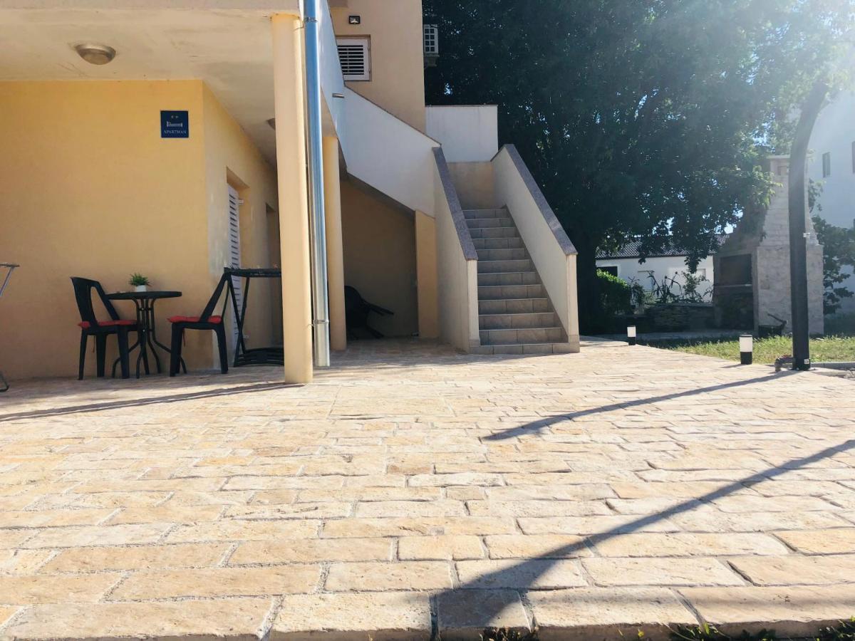 Apartmani Veronika Sukošan 外观 照片